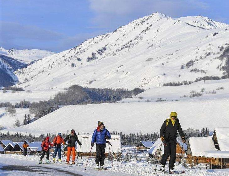 冬奥预热冷知识：新疆阿勒泰是人类最早滑雪地|读书 | 冰雪运动