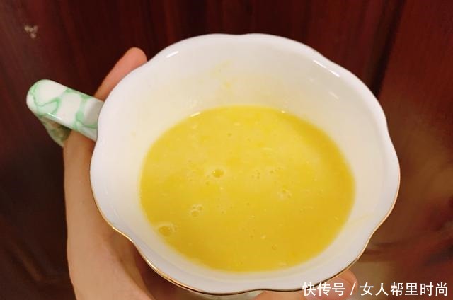 如何做出香浓醇厚的玉米汁,一个小秘诀分享给大家!