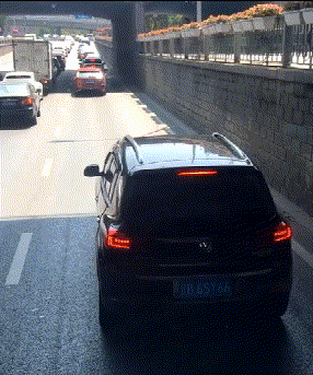 |搞笑GIF: 姜还是老的辣 以后再也不跟老丈人打牌了