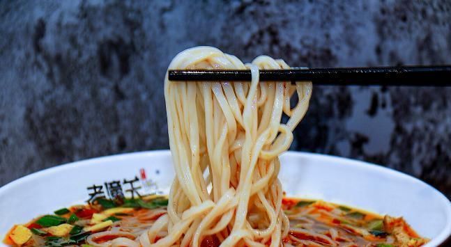 胰岛素|糖尿病人要少碰的5类食物,升糖都很快!切莫贪嘴