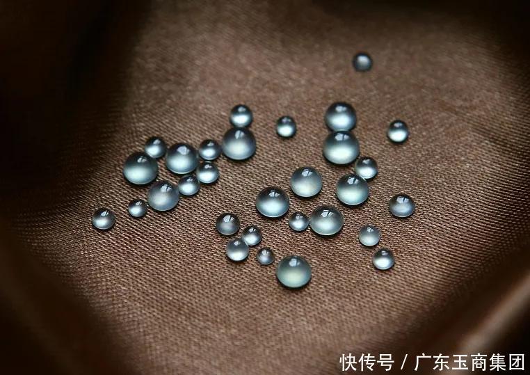 手镯|翡翠每个阶段叫什么?长什么样子?都在这里了!