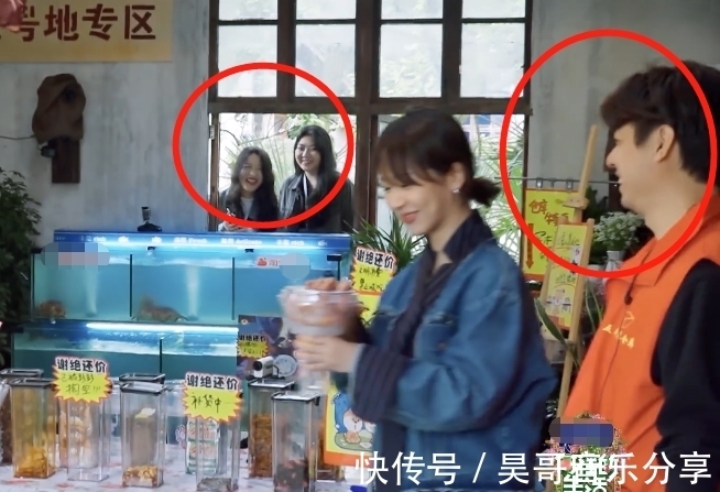 香腸|楊紫跑倉庫賒香腸，一碗烤腸太搶鏡，導演張航希都忍不住偷笑