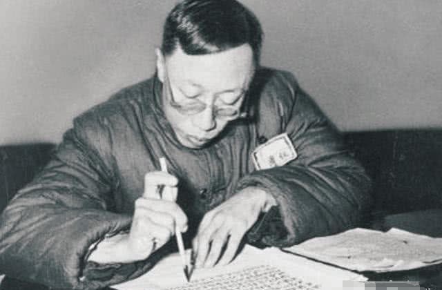 大学教授|溥仪户口本写初中学历,那他学术水平有多高?专家:当个大学教授绰绰有余