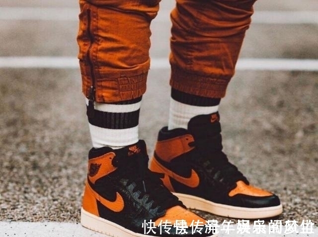 logo 猪肉贵了?猪油AJ却便宜了!AJ1猪油扣碎3.0真假对比,细节讲解