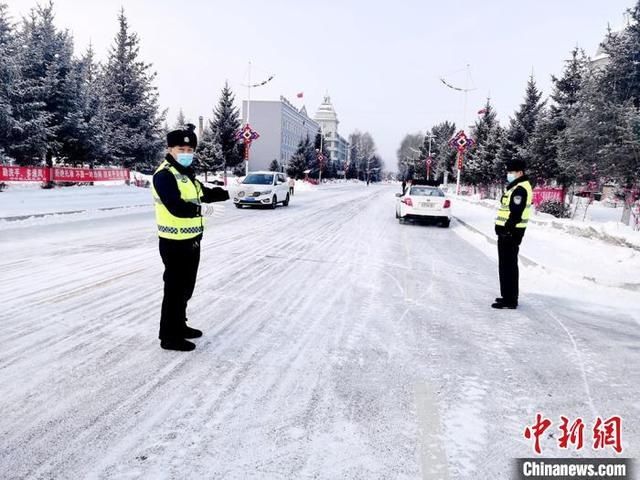 老年|“中国最冷小镇”迎年后同期最大降雪