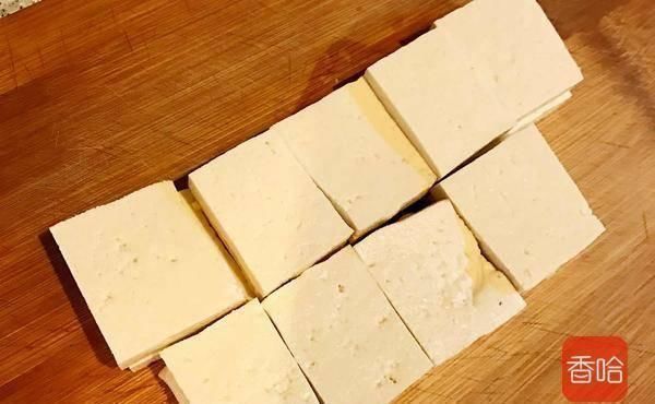 豆腐|这豆腐真的绝了,从里香到外,鲜嫩又入味儿