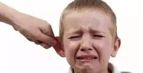 父母|你打过自己孩子吗?当你打孩子时,如果孩子有这几种反应要警惕!