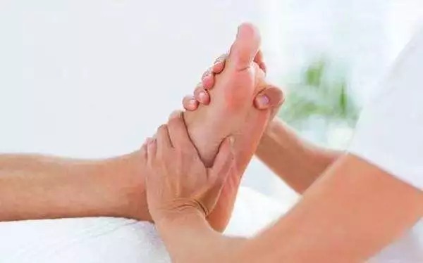 脏腑|寒从脚下起,病从脚底除!