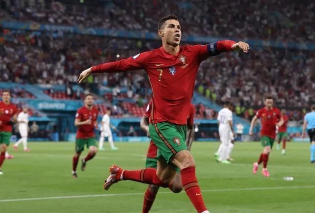 交锋|12场13球!C罗大爆发,冲击5大纪录+19年神迹,金球奖排名:第8