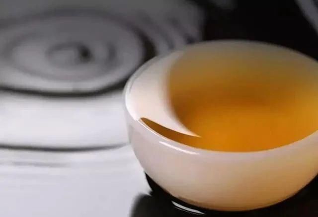 损伤|肠癌与“吃”脱不了干系,不想肠道损伤,三种肉最好少吃!