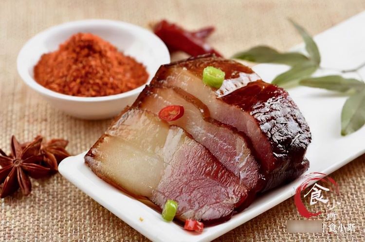 腌腊肉牢记4个小窍门，耐存不发臭，教您详细做法，味道好放得久