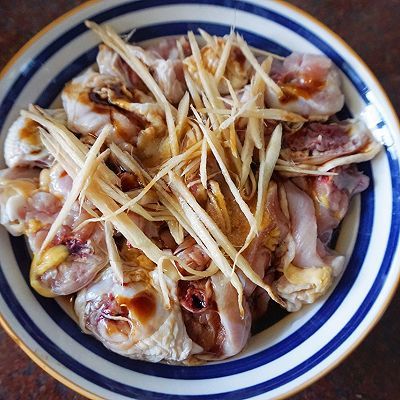 瑗瑗|香菇蒸鸡腿肉