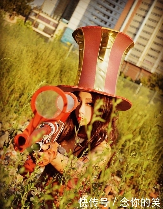 皮城|皮城女警COS:想抓住本萌新,你异想天开了