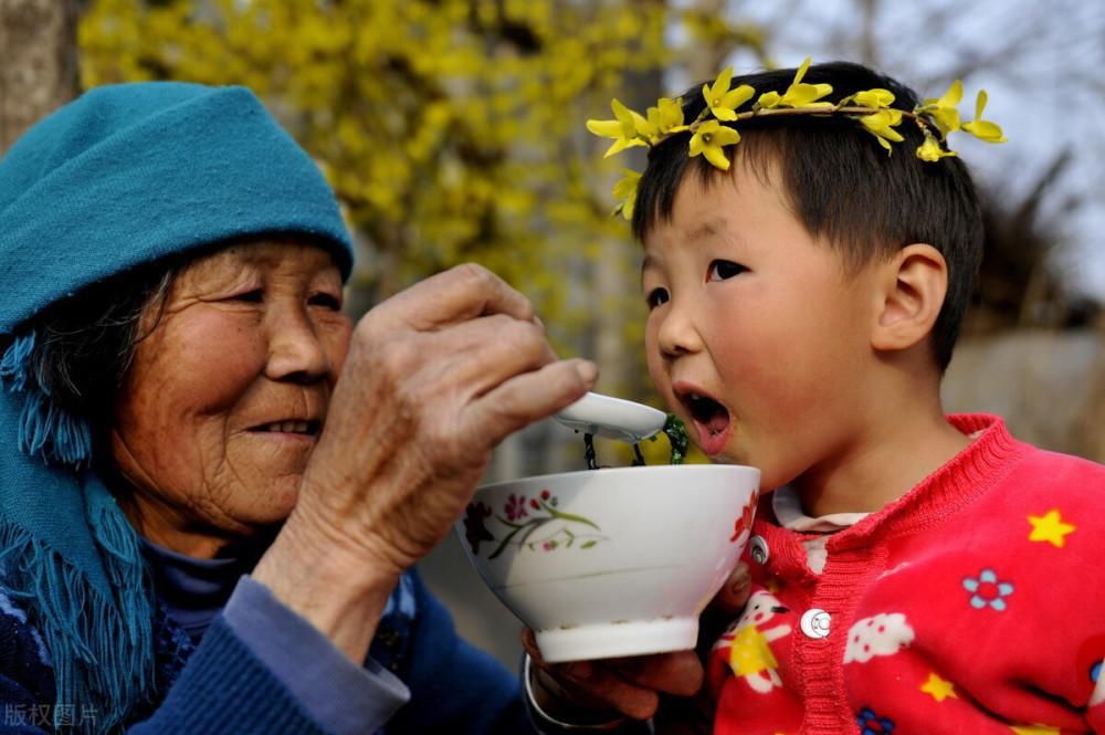  道理|为何说“男怕三点头，女怕大步走”，古人智慧有道理吗？答案来了