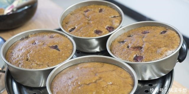 粘面|发糕最好吃做法,不揉面手不粘面,蓬松暄软又香甜,比蛋糕还好吃