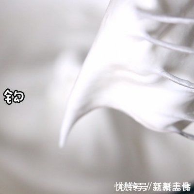 低粉|吃一口就会上瘾的海盐芝士蛋糕卷｜奶味十足，入口即化