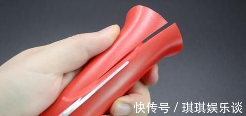 空洗衣液瓶子别扔了,改造一下,秒变塑料袋防勒手神器,太实用了