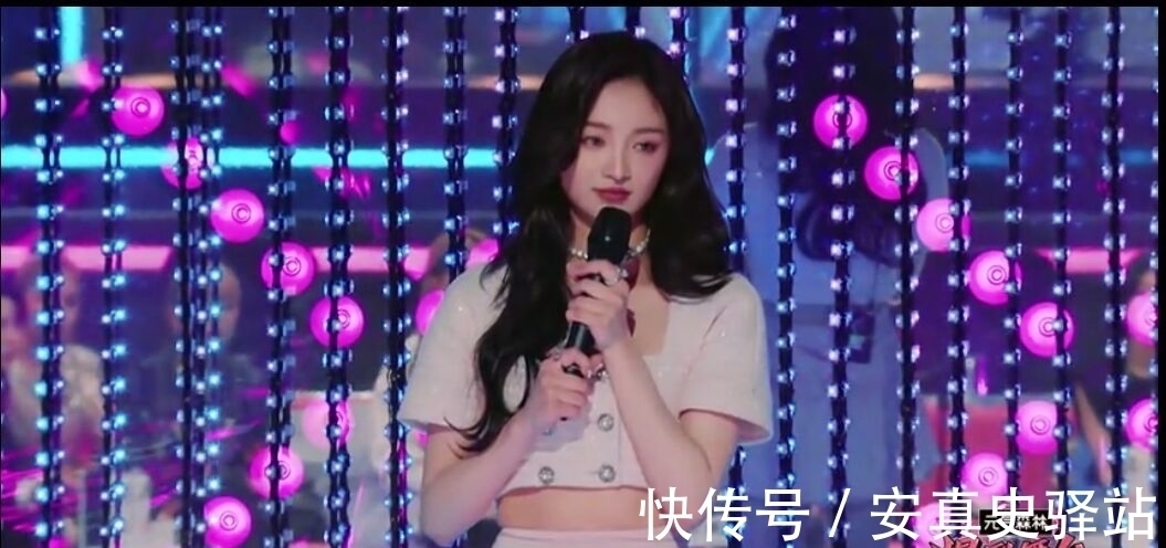 周洁琼唱歌跑调、舞蹈拉垮背后,讽刺了多少“全能艺人”的梦?