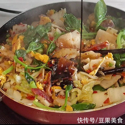 腾冲|大救驾--腾冲炒饵块