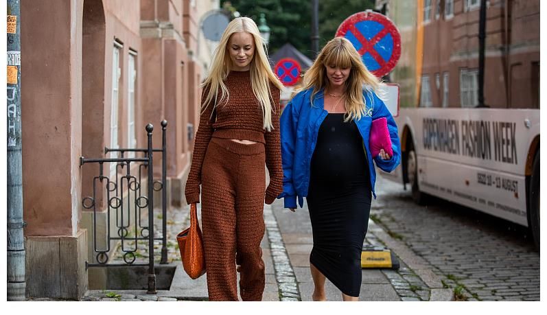 穿搭|专属于秋天的色彩,焦糖色真是美得不像话,不挑皮还有气场