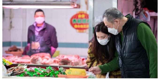 曝光|娱乐圈又一隐藏豪门！宋妍霏父母真实生活曝光，让多少人羡慕