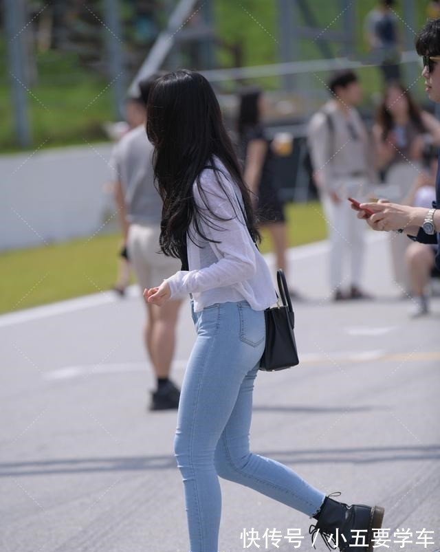 背心 打底裤支持百变风格，突出青春气息，好看不过时！