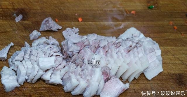 阳台上随手种一盆菜,简单炒炒,喷香开胃,米饭一碗接一碗!