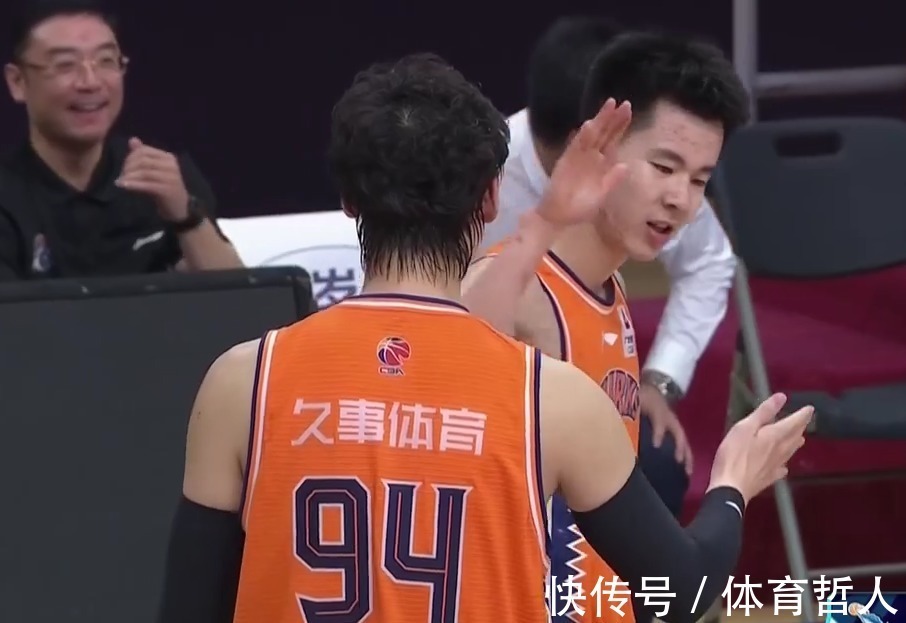 北京队|赢50分!7人得分上双,金牌教练打造出CBA顶级球队 真厉害