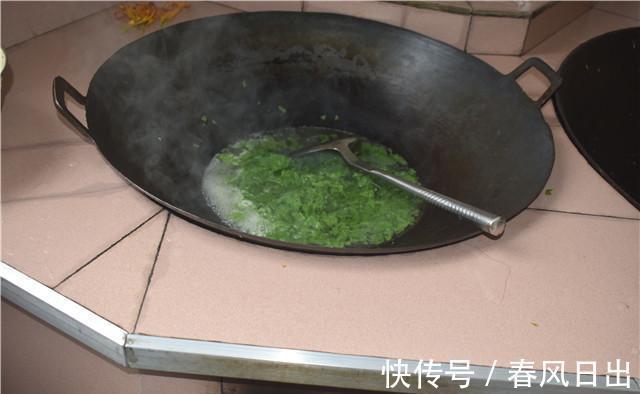 农村一种越暴力洗越美味的蔬菜，味道清香而独特，一般人没吃过