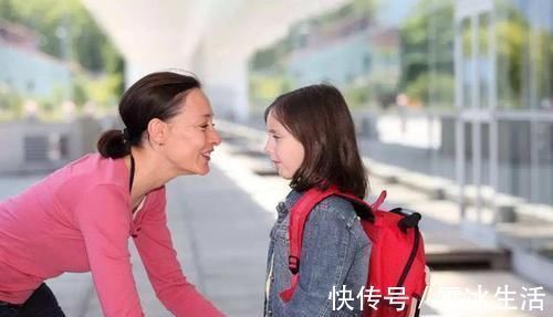 犯错|'妈妈，我钱丢了'，2种妈妈不同做法，多年后孩子相差很明显
