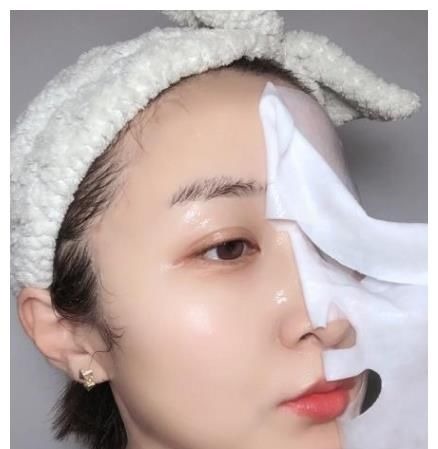 护肤师 面膜你真的敷对了吗？护肤师：牢记这个“技巧”，效果会更好