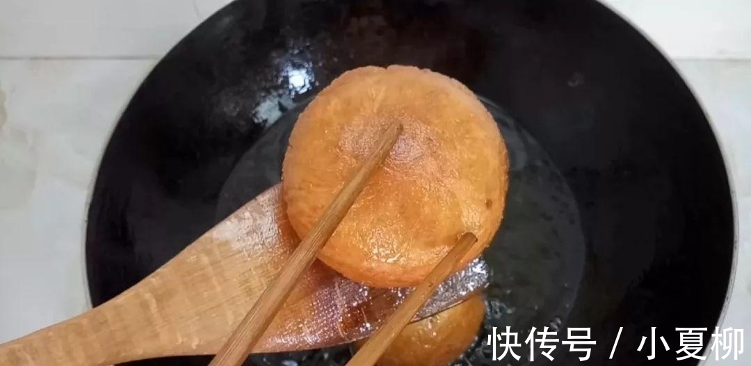 4勺红糖, 1斤面粉, 不用烤箱比面包油条都好吃, 30岁的我头一次吃