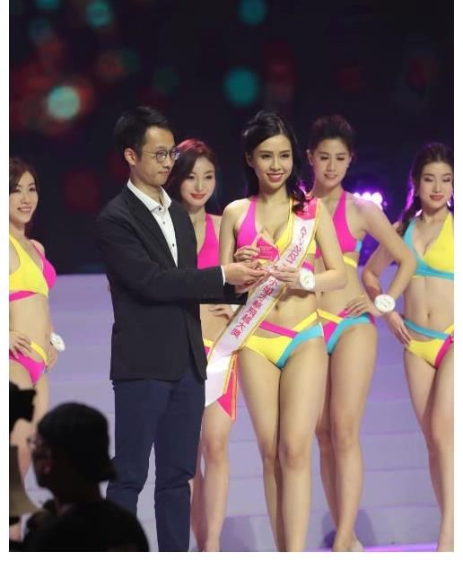 決賽|亞姐決賽港區(qū)8強(qiáng)出爐！陳美濤臺(tái)上表演跌墊胸紙巾