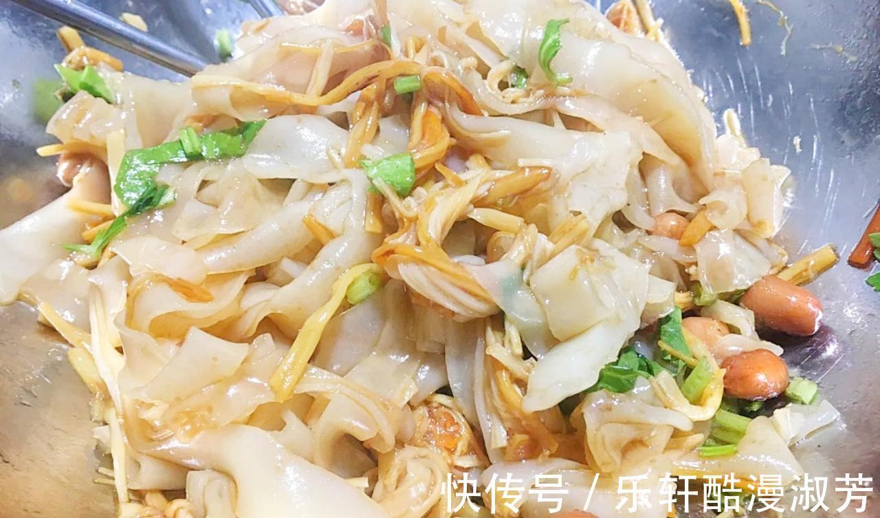 掌握“3个要点”，自制凉皮比买还好吃，清热解暑，赶走夏日燥热