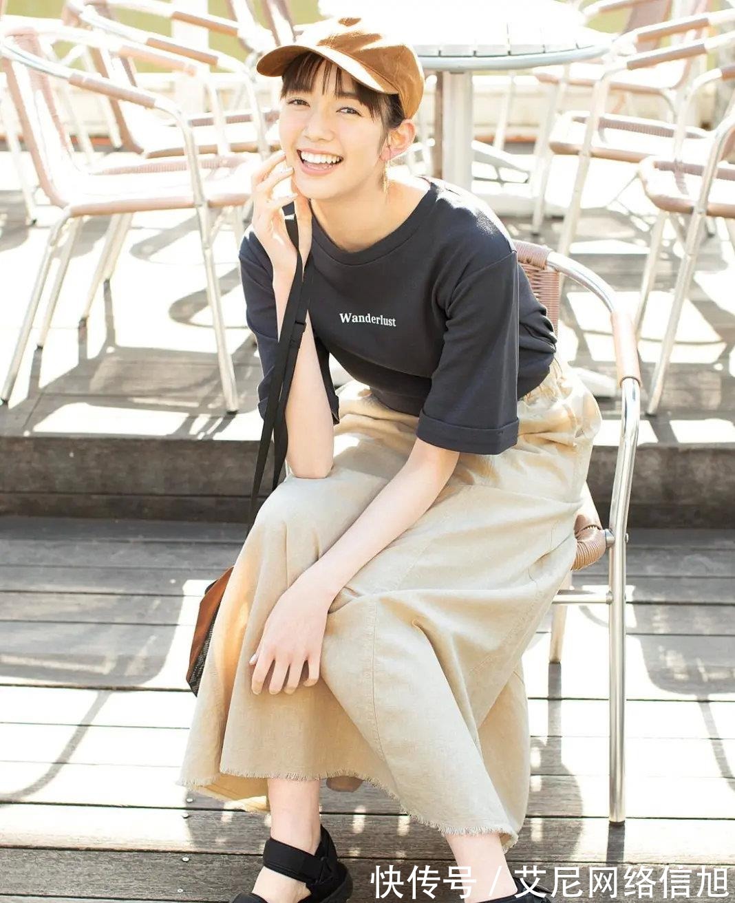 印花|凭什么她穿“大阔腿裤”美成画?日系文艺派的疗愈穿搭,从没失望