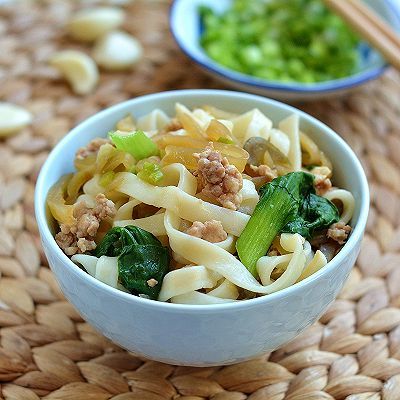 咸菜|10分钟鲜美榨菜肉末面