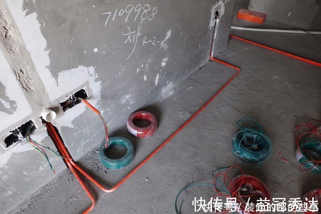 插座|装修师傅50年的经验：新房水电改造定位+走向，行内人都点赞！