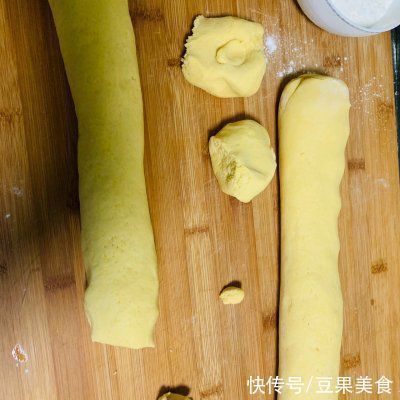 醒发|明天要上班，今天吃大餐手工玉米面馒头