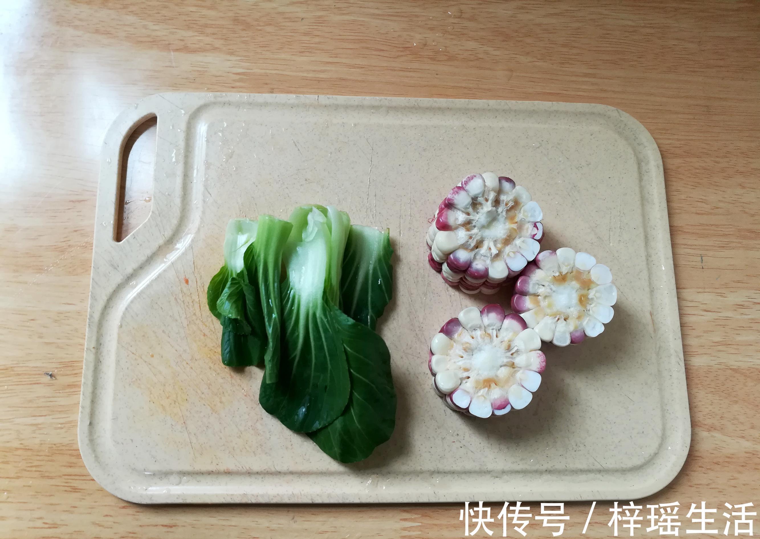 西芹|给高中生做早餐,食材简单营养足,网友:这才是真正的好早餐