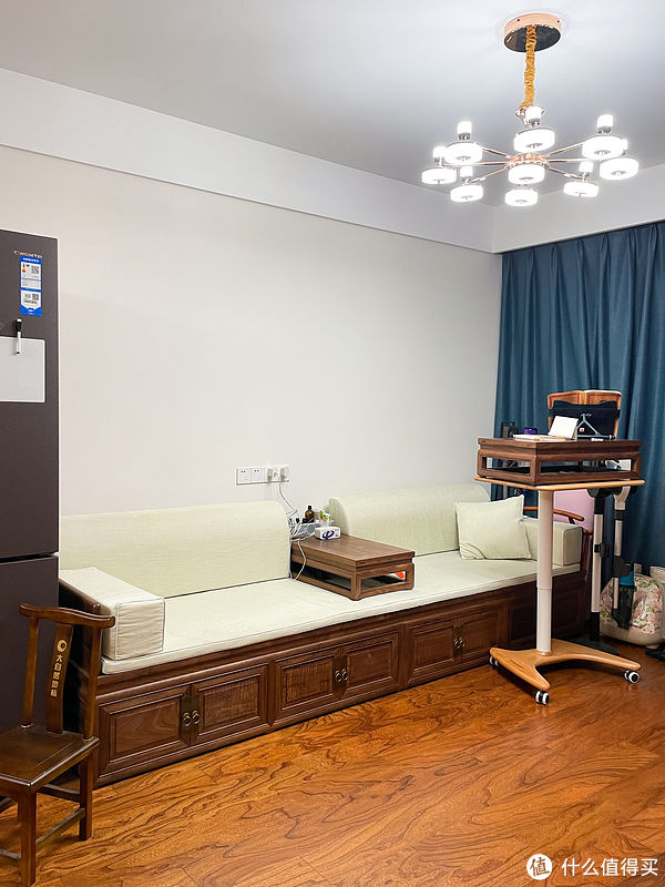 书桌|开门见厅小户型,留出1㎡给玄关加点戏,空间利用率狠狠拿捏