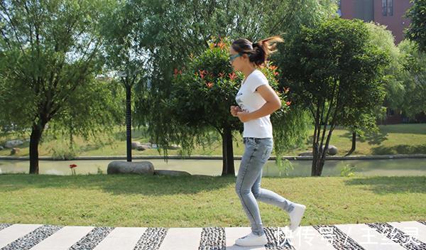 自律|长期坚持慢跑,会收获哪些好处?3位网友的自述,只有跑了才知道