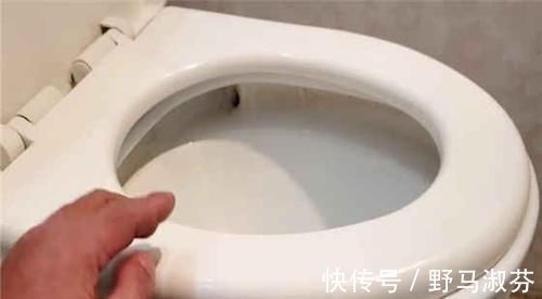 马桶|卫生间马桶垫不用买,一件旧毛衣就能做好几个,方法超简单,学学