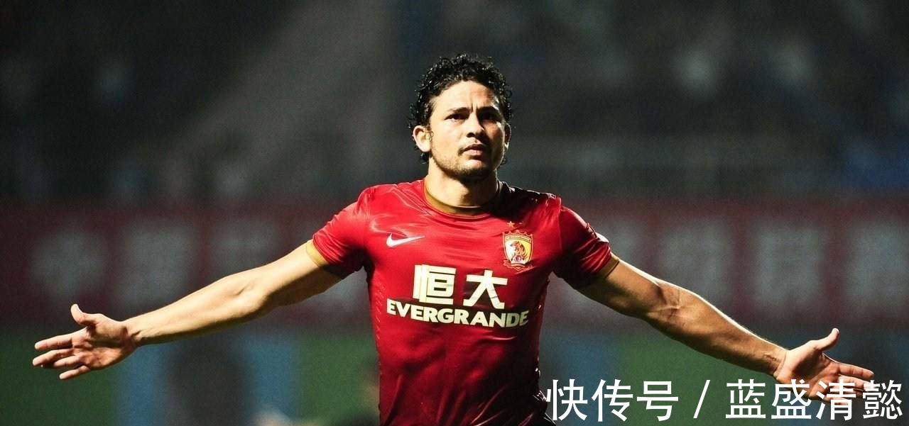 中国国足|白菜价!33岁当红国脚年薪仅要150万,远低于中超顶薪标准!