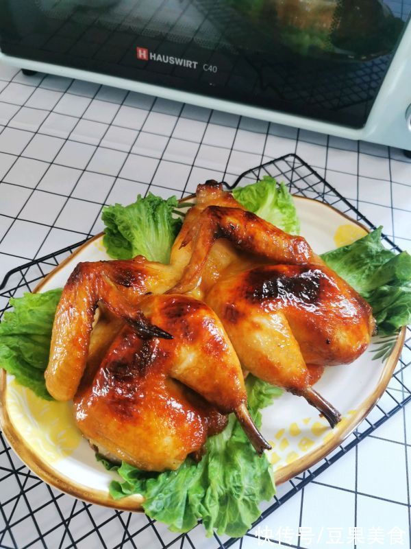 隔着屏幕都喊香，脆皮爆汁烤鸡的秘籍分享