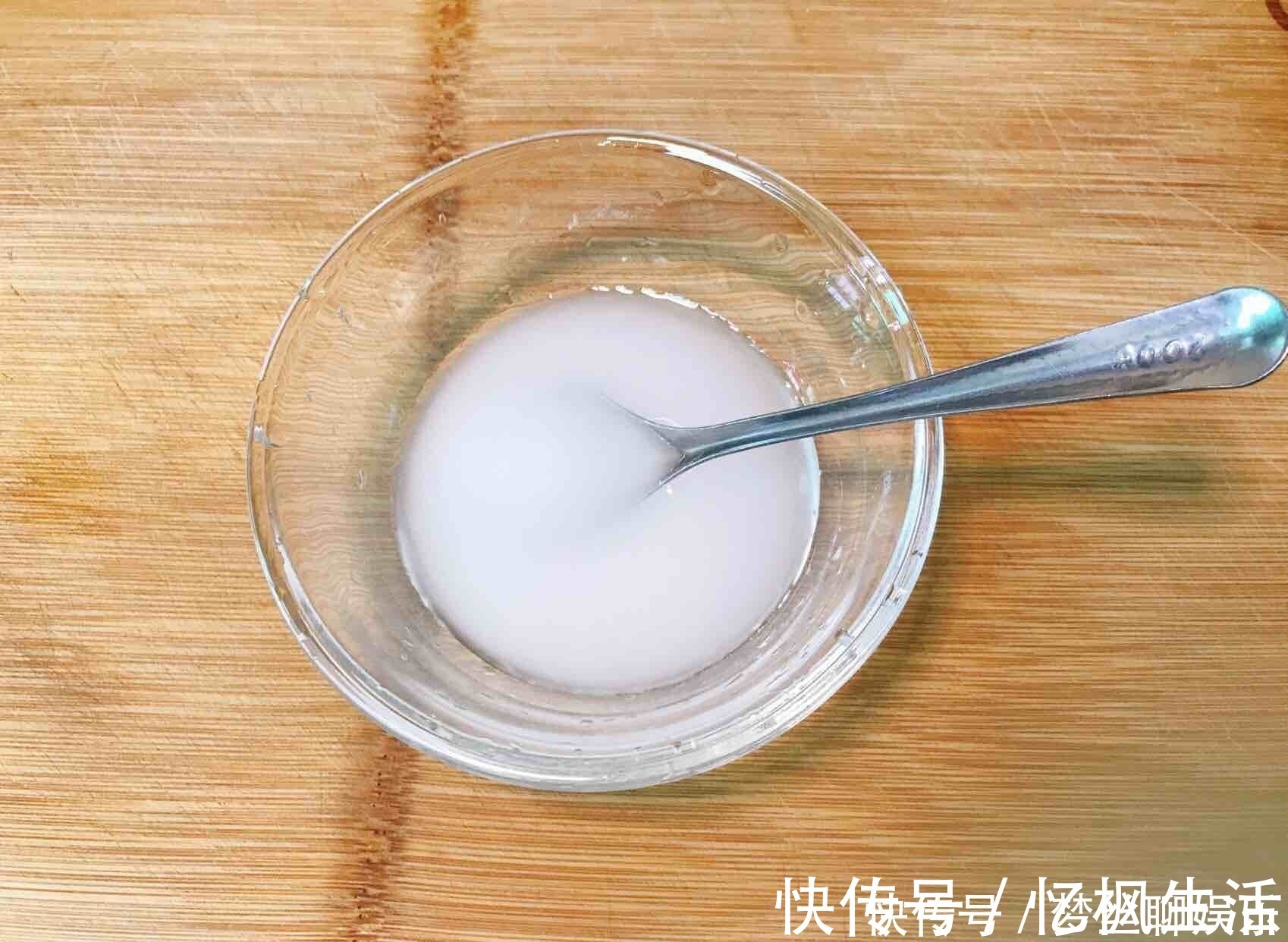 宿便|这菜是天然“洗肠草”，杀菌清肠道，隔三差五吃，排出宿便一身轻