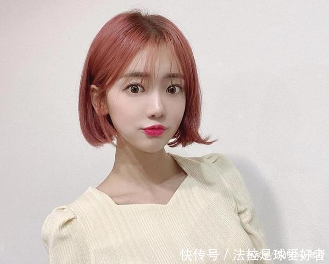 谁说短发没有女人味，这些短发显脸小有气质