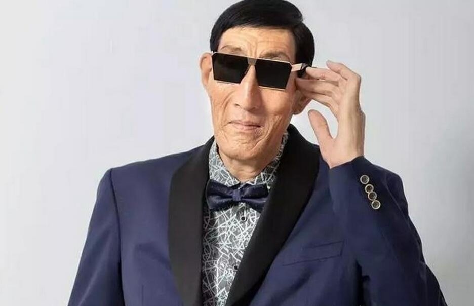 巨人症|身高2.36米的“巨人”,曾不顾医生阻拦执意生下一娃,后来怎样?