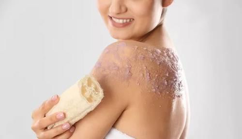 沐浴露|洗澡第一件事不是脱衣服，而是这样做，做对救命，做错或丧命