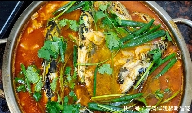 做黄辣丁时不要直接下锅,多加这一步,鱼肉又鲜又嫩,无腥味!