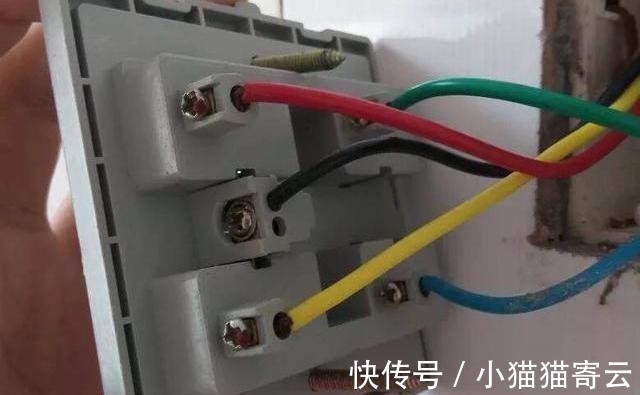 空气开关|家里插座接线是左零右火，空开接线左火右零，为什么？要处理吗？